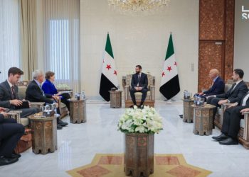 الرئيس الشرع يستقبل وفداً أمريكياً برئاسة باراك