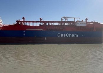 العراق يصدّر أكبر شحنة غاز مسال في تاريخه عبر مرفأ البصرة