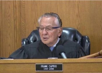 رحيل القاضي فرانك كابريو عن 88 عاماً بعد مسيرة إنسانية حافلة