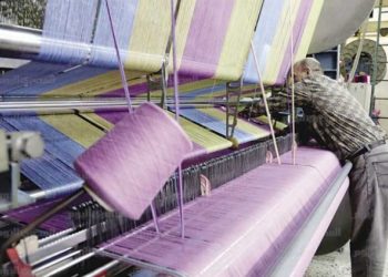 صناعة النسيج في سوريا.. هل هي مهددة بالاختفاء؟