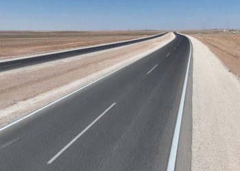 وزارة الإعمار والإسكان العراقية: طريق كسك – ربيعة سيُنشط الحركة التجارية والاقتصادية مع سوريا