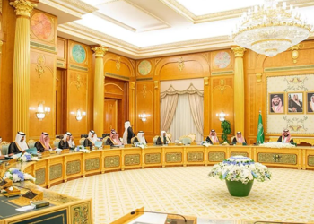 مجلس الوزراء السعودي يؤكد مساندة سوريا في إعادة بناء اقتصادها وتقديم منحة نفطية
