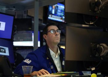 صناديق سوق المال الأمريكية تقترب من 8 تريليونات دولار