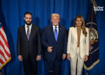 جولة الرئيس الشرع من نيويورك إلى إدلب.. الحكاية السورية من العزلة والدمار إلى الانفتاح والبناء