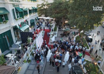 افتتاح فندق “بارك بلازا صلنفة” بعد عملية تأهيل شاملة لدعم السياحة الشتوية