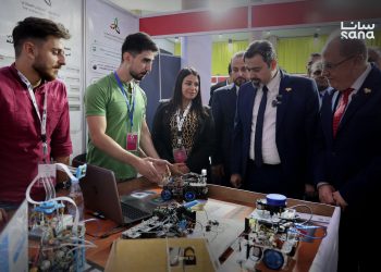 وزيرا التربية والتعليم العالي يطّلعان على مشاريع وإبداعات الطلاب في معرض دمشق الدولي