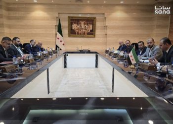 اجتماع في الأمانة العامة لرئاسة الجمهورية يبحث تحديات قطاع النقل البري في سوريا