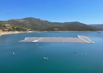 لماذا وضع المغرب ألواحاً شمسية على سطح سد طنجة المتوسط؟