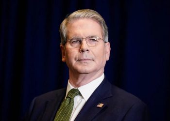 من محركات الطائرات إلى «وول ستريت»… أميركا تستخدم أدواتها للتفاوض مع الصين