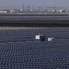 الصين تدفع العالم بعيدا عن عصر الوقود الأحفوري