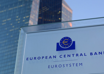 إيطاليا تحض البنك المركزي الأوروبي على خفض أسعار الفائدة