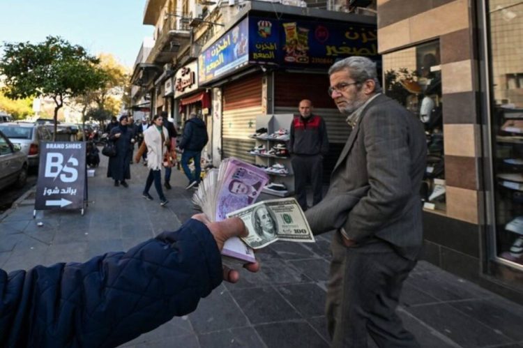 الحد الأدنى المطلوب لتغطية كلف المعيشة الأساسية بلغ 645 دولاراً شهرياً (أ ف ب)