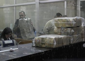 سوريا تمنح البنوك مهلة 6 أشهر لتنظيف خسائر الأزمة اللبنانية