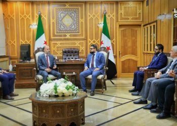 العدل والمنافذ البرية والبحرية يبحثان إعادة تفعيل المحاكم الجمركية في سوريا