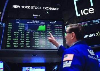 وول ستريت إلى مستوى قياسي بعد مؤشرات الاتفاق مع الصين