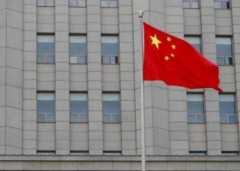 الصين تفرض رسوماً “خاصة” على السفن الأمريكية في المرافئ