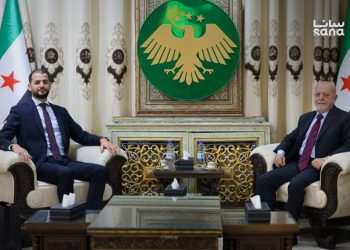 وزير الاقتصاد يبحث مع القائم بأعمال السفارة الليبية تعزيز العلاقات الاقتصادية