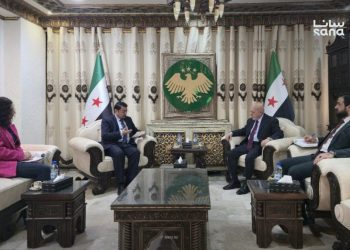 وزير الاقتصاد يبحث مع القائم بأعمال السفارة اليمنية التعاون وتشجيع الاستثمارات