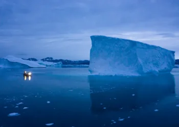 ارتفاع سطح البحار يهدد ملايين البشر والمباني بالمدن الساحلية