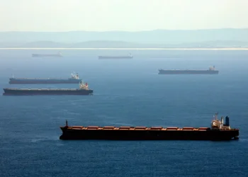 الضغوط الأميركية تفشل فرض ضريبة كربون على قطاع الشحن البحر