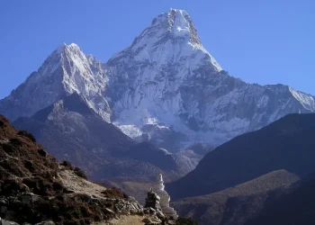 ذوبان جليد الهيمالايا يهدد بـ”كارثة” قد تؤثر على ملياري شخص