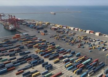 أكثر من 350 باخرة ترسو في مرفأ اللاذقية منذ مطلع 2025