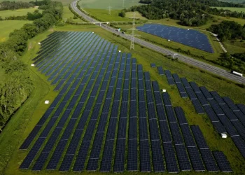 أهداف المناخ العالمية تتطلب استثمارات أكبر في الطاقة المتجددة