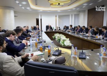 رجال أعمال عرب ومن أميركا وأوروبا يبحثون في دمشق فرص الاستثمار في قطاع الطاقة