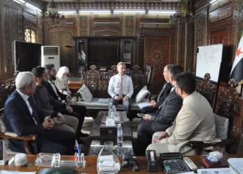 هيئة الاستثمار السورية تستعرض مع وفد حكومي سبل تسهيل إجراءات الاستثمار