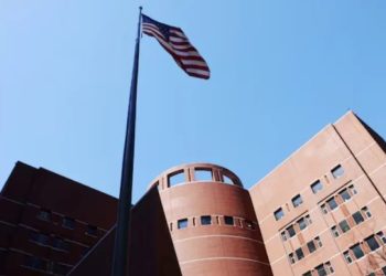 15 مليار دولار أسبوعياً خسائر الإغلاق الحكومي الأميركي