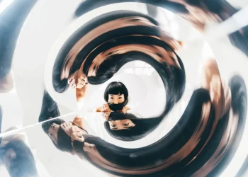 الذكاء الاصطناعي وإنتاج الهراء: دعم لموجات التضليل التجاري والإعلامي