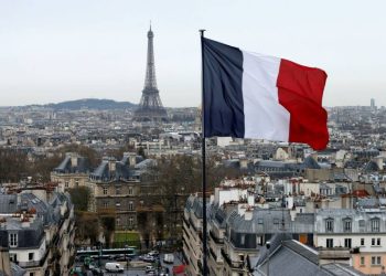 الأقاليم الفرنسية على شفا الإفلاس بسبب الوضع المالي الخانق