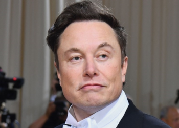 كيف يفكر المليارديرات؟ 10 قواعد تُغيّـر حياتك