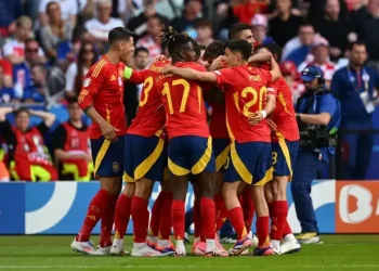 إسبانيا تحطم رقمها القياسي التاريخي بـ 30 مباراة متتالية دون هزيمة