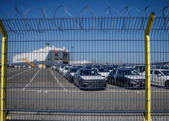 إعصار من الفئة الخامسة يضرب قطاع السيارات الأوروبي