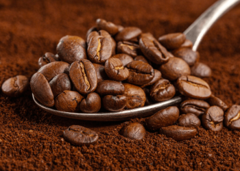 أسعار البن تهبط عالمياً عقب إلغاء ترامب الرسوم الجمركية على البرازيل