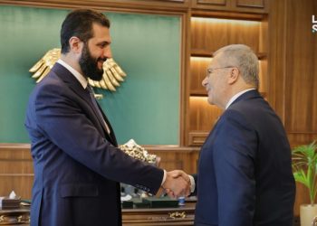 الرئيس الشرع يستقبل نائب رئيس مجلس الوزراء اللبناني في قصر الشعب