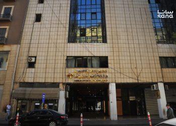 وزارة الاقتصاد والصناعة: وضع بطاقات تعريف على الخيوط والأقمشة والألبسة والسجاد