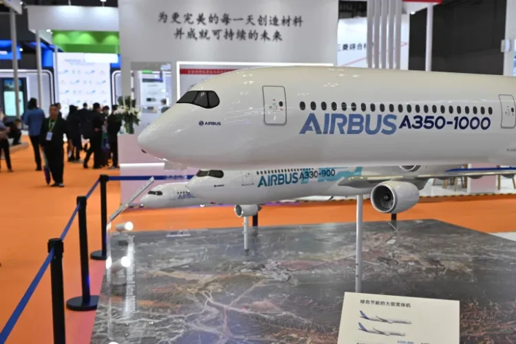 إيرباص توصي باستبدال برنامج إلكتروني مرتبط بأنظمة التحكم على نحو 6 آلاف طائرة من طراز "إيه 320" (الفرنسية)