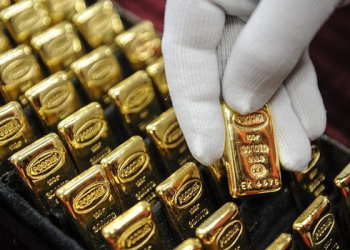 ارتفاع سعر الذهب الفوري إلى أعلى مستوى في 3 أسابيع