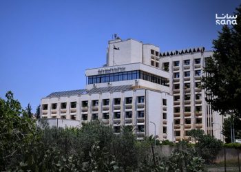 الإدارة المحلية تطلب من المحافظين دراسة قرارات تعرفة خطوط النقل الداخلي في سوريا