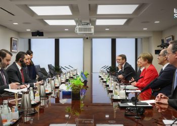 الرئيس الشرع يجتمع في واشنطن مع مديرة صندوق النقد الدولي