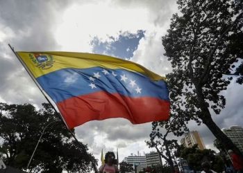 ست شركات طيران تلغي رحلاتها إلى فنزويلا بعد تحذير أميركي