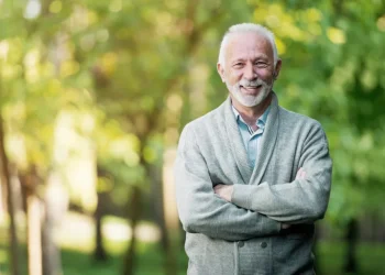 موجة استثمارية غير مسبوقة يقودها كبار السن في أسواق الأسهم الأميركية