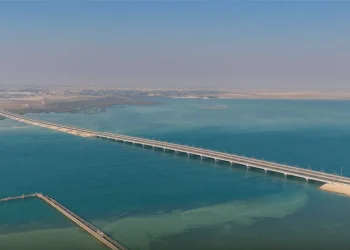 تدشين أحد أطول الجسور البحرية في السعودية