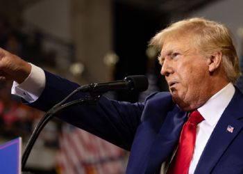 ترامب يحث على تسريع مشتريات الصين من السلع الأمريكية