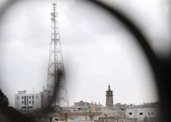 القصة الكاملة للاتصالات في سوريا: شبكة نفوذ وتحكّم