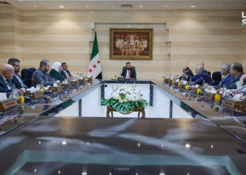 الرئيس الشرع يعقد جلسةً مع مديري المصارف الخاصة لبحث واقع القطاع المصرفي والتحديات التي تواجهه