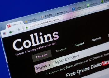 فايب كودينج” هي كلمة العام وفقا لمعجم “كولينز