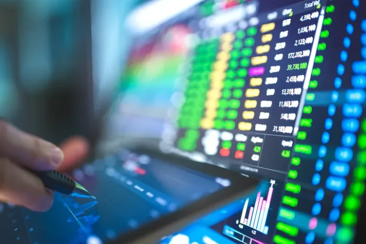 الرهانات الكبرى في 2025 أثبتت أن السرديات الاستثمارية لا تحمي من الانعكاسات المفاجئة (غيتي)